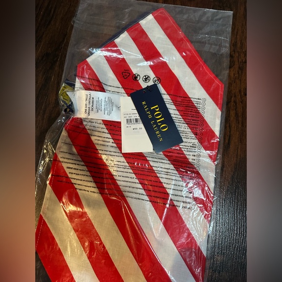 Scarf? - Picture 2 of 2